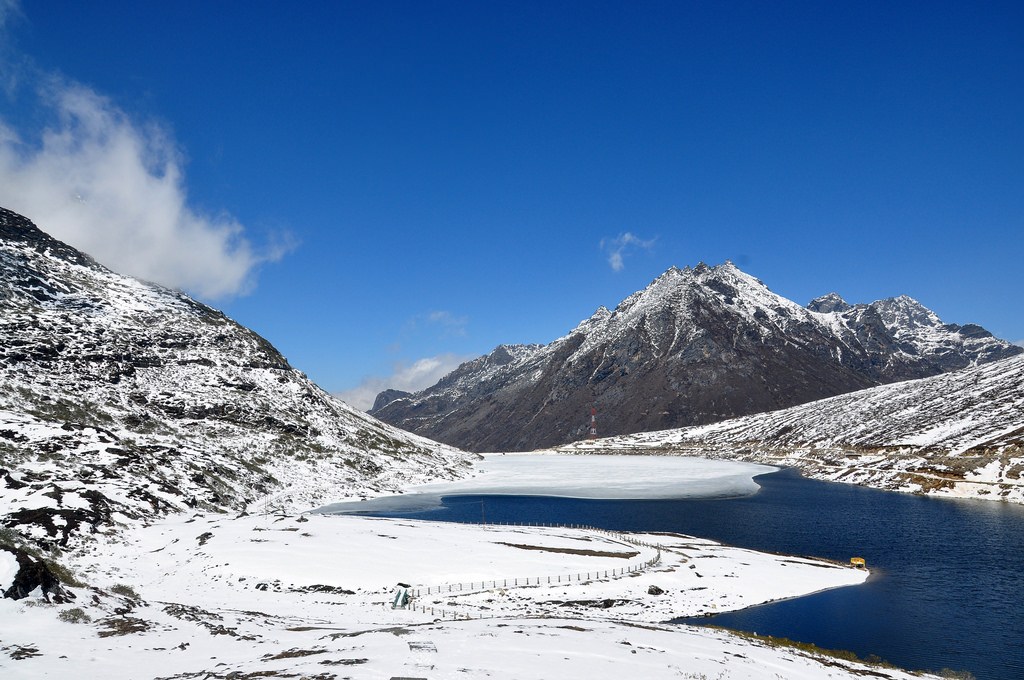 sela-lake-tawang-arunachal-pradesh-images-photos