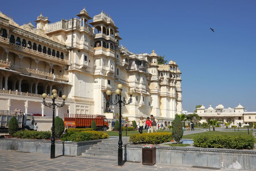 city-palace-of-udaipur