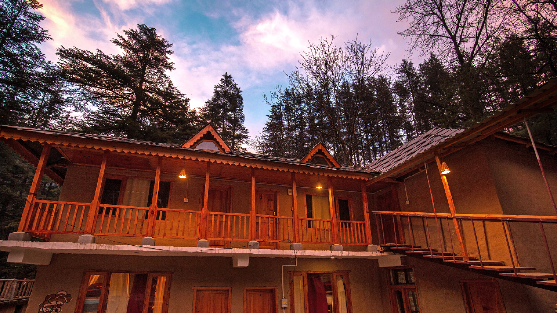 the-mudhouse-experiential-hostel-tirthan-valley