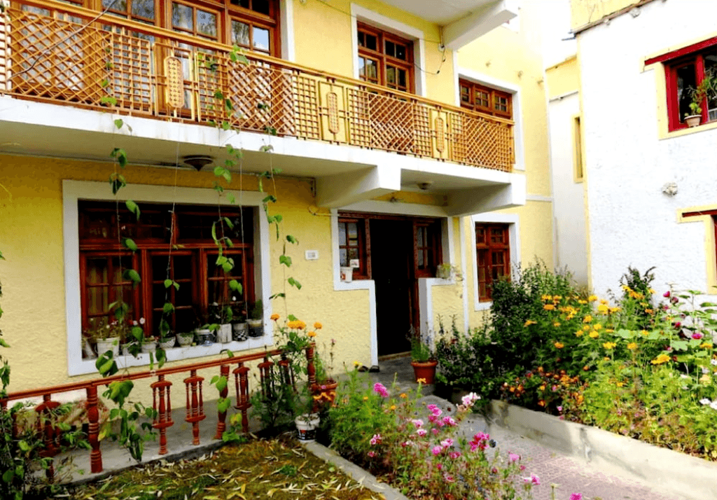 rahila-guesthouse-homestay-ladakh