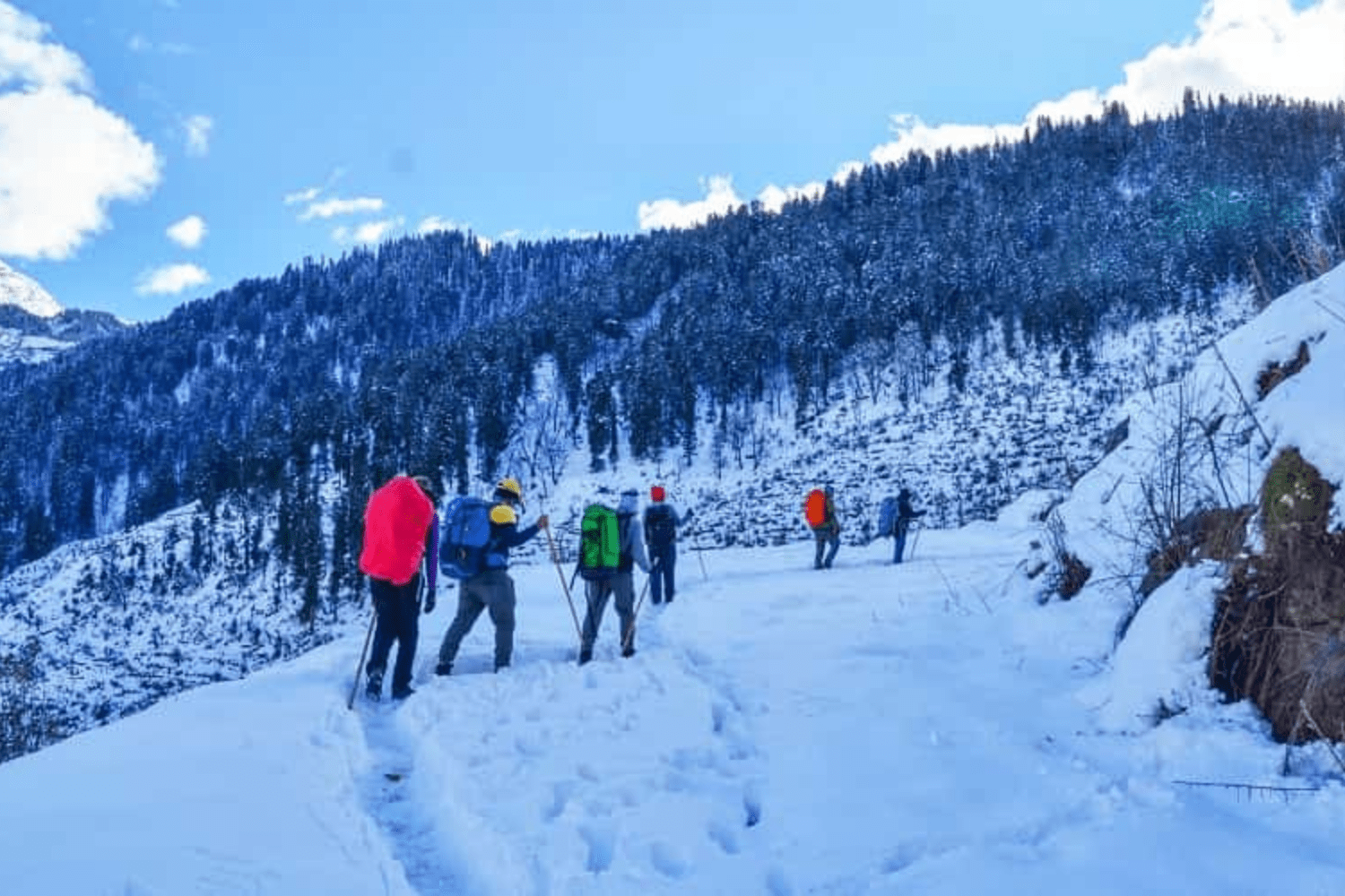 winter-treks-in-kashmir