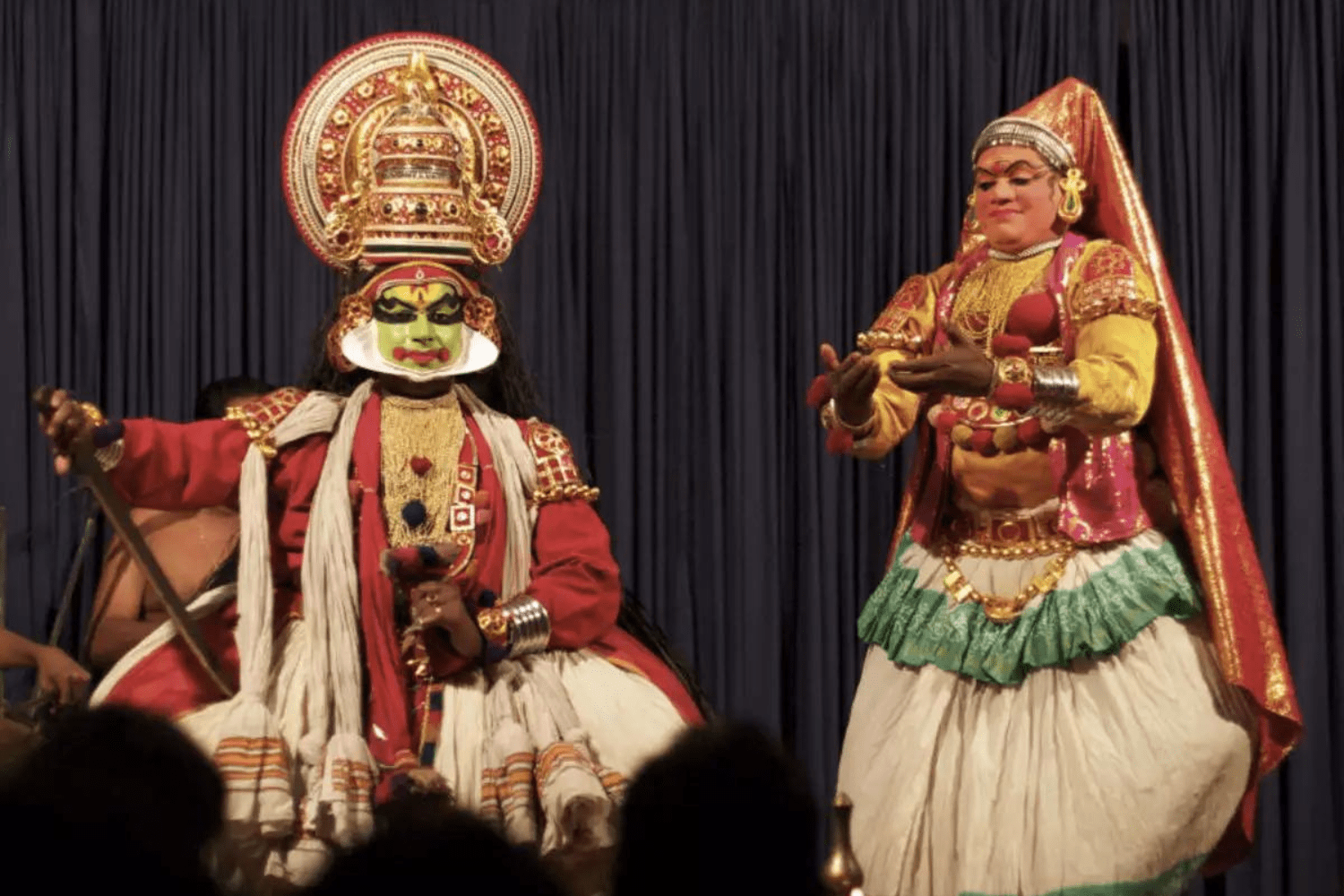 kathakali-show-in-kerala