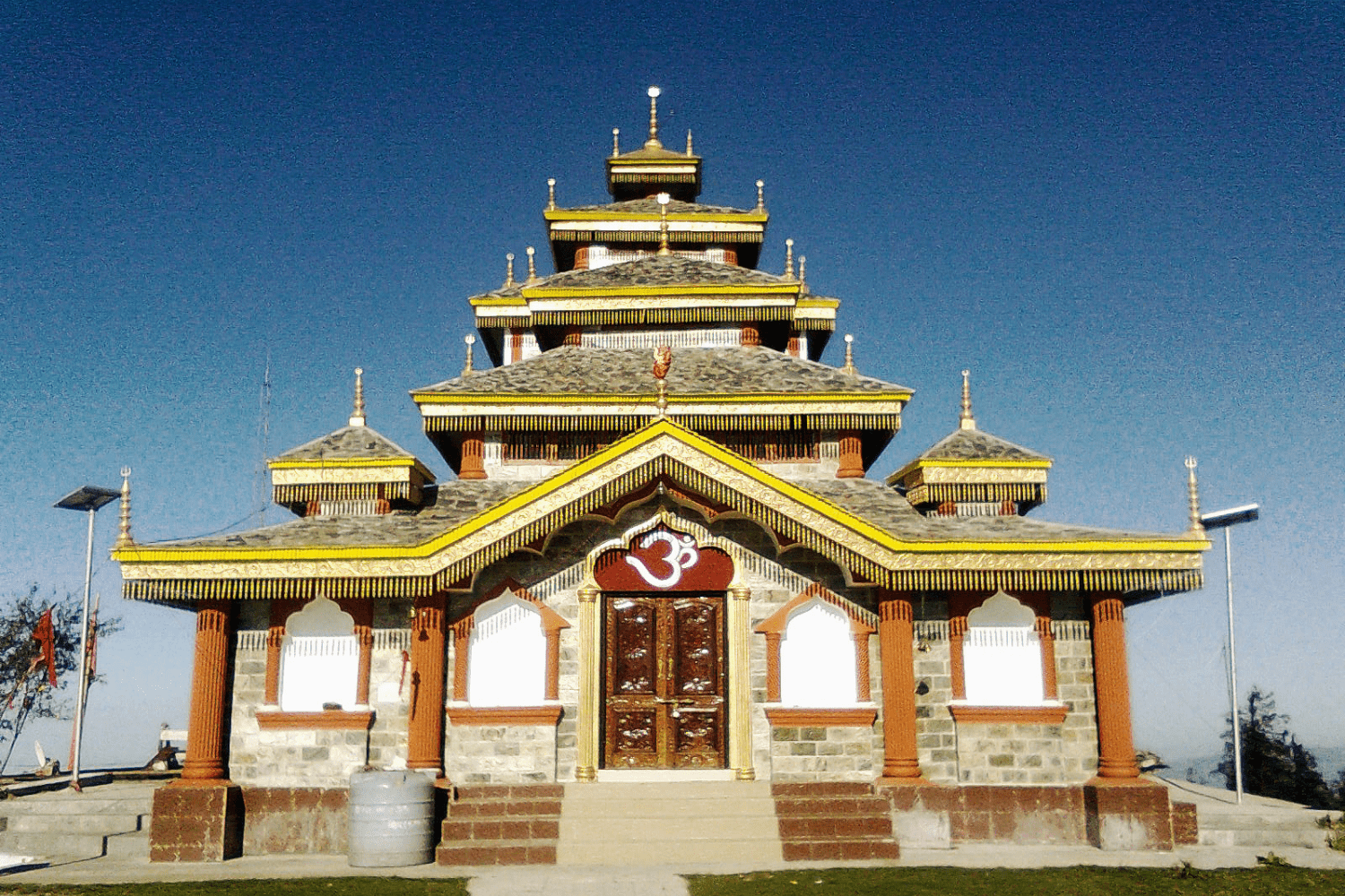 visit-temples-in-uttarakhand