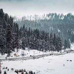 Good News For Travellers As Gulmarg Receives Season’s First Snowfall