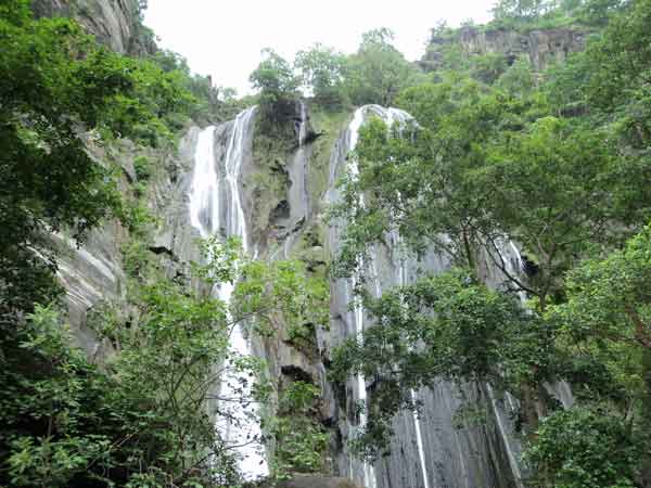 bheel-beri-waterfalls