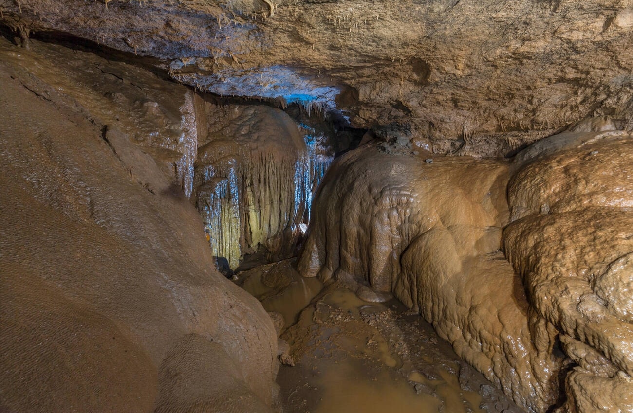 cave-exploration-in-meghalaya