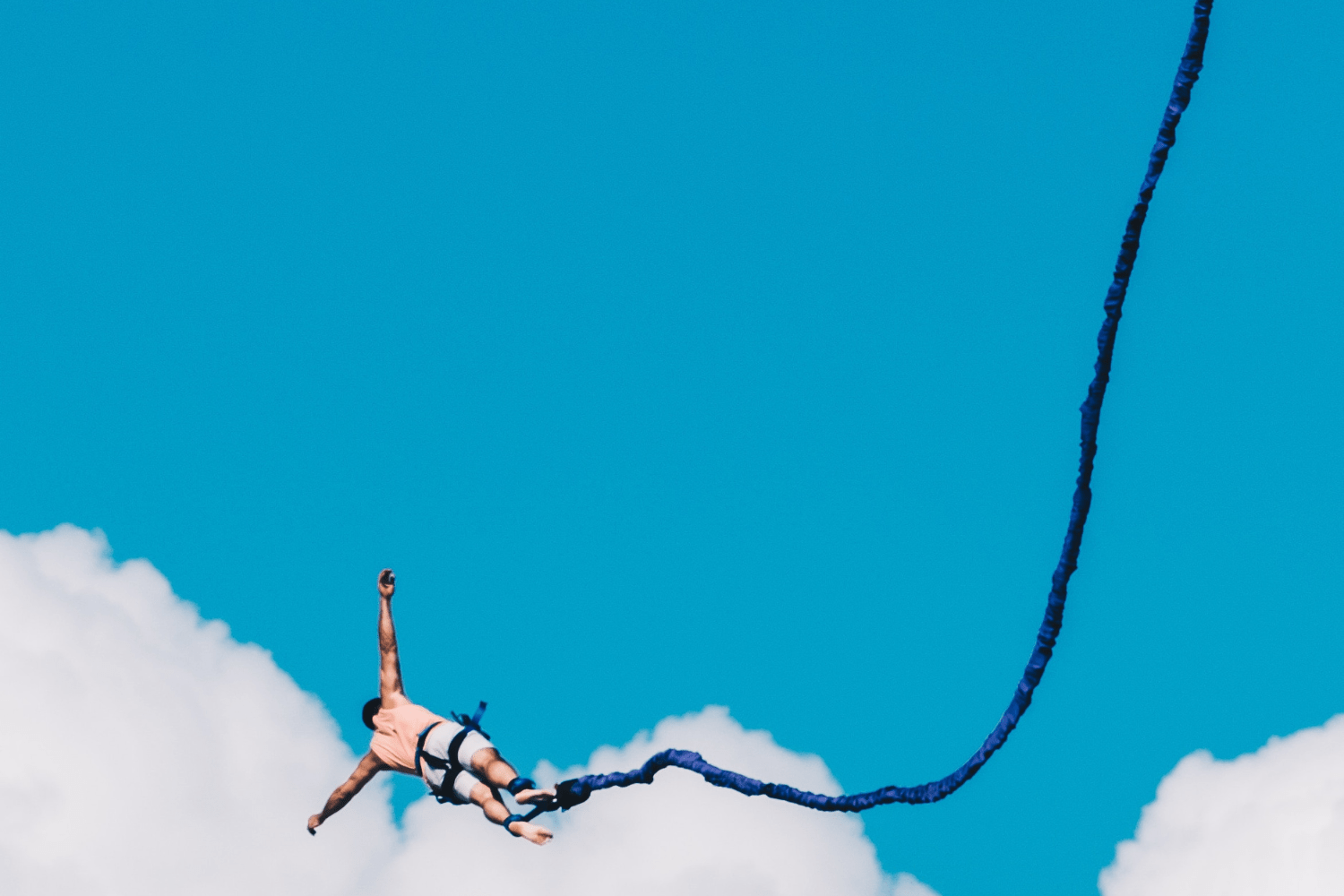 bungee-jumping-sports-in-dubai