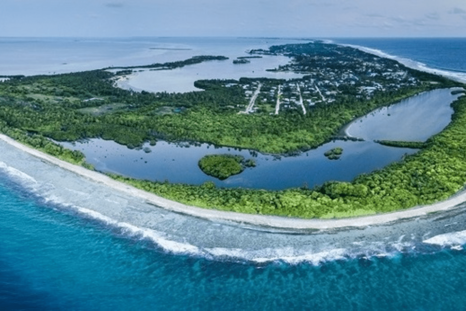 addu-atoll-island-in-maldives