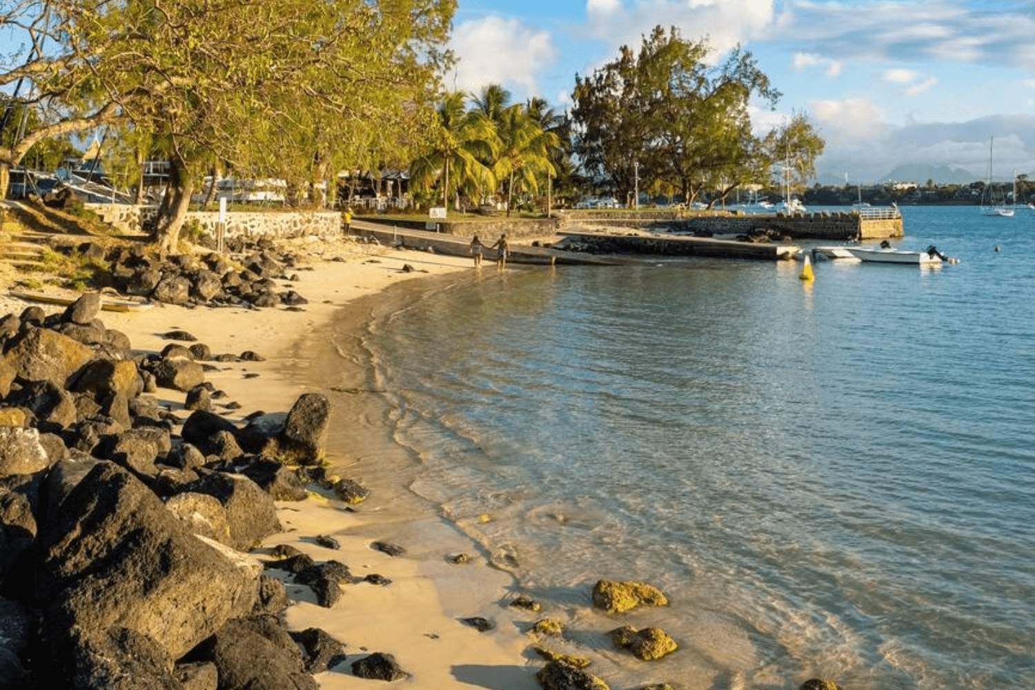 la-cuvette-beach-mauritius