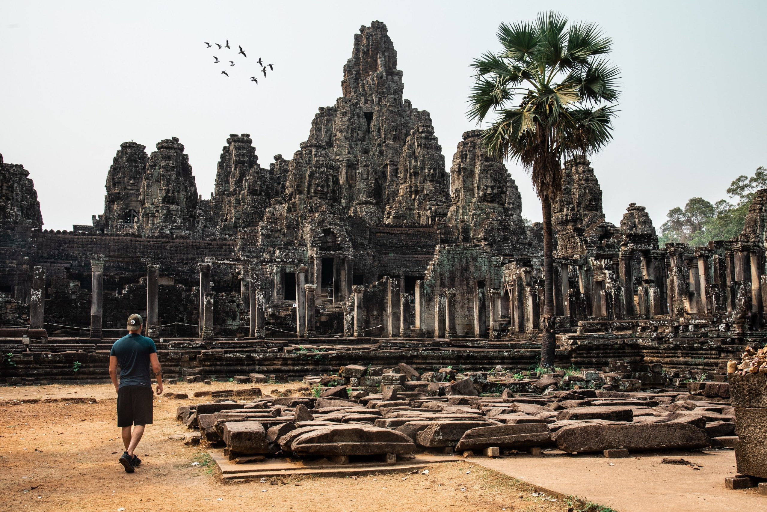 angkor-wat-a-sprawling-temple-complex
