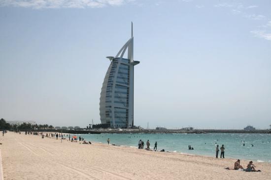 burj-al-arab-beach