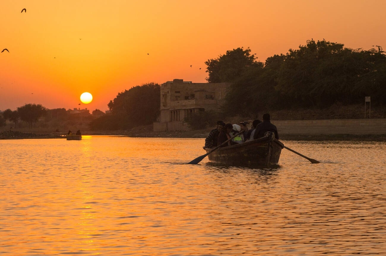 sunset-boat-ride