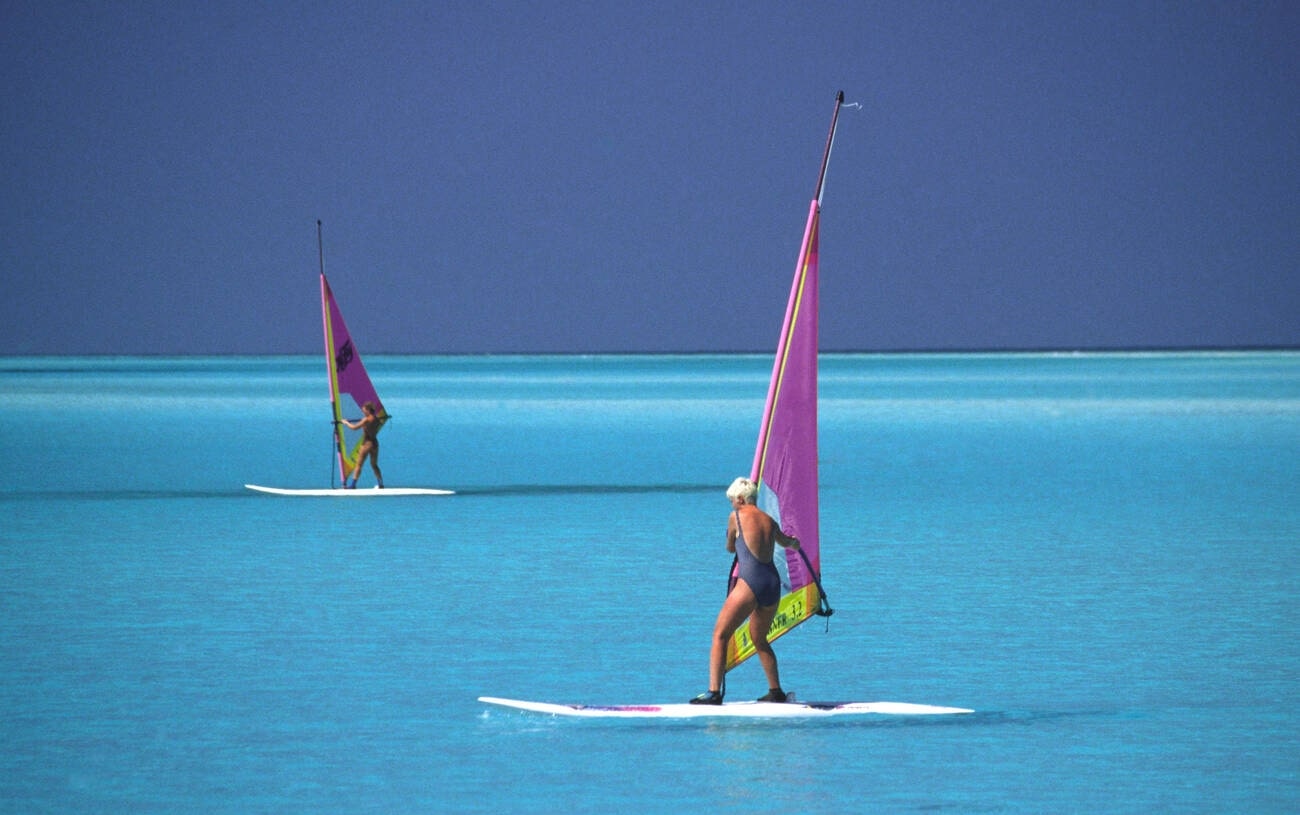 windsurfing-in-maldives