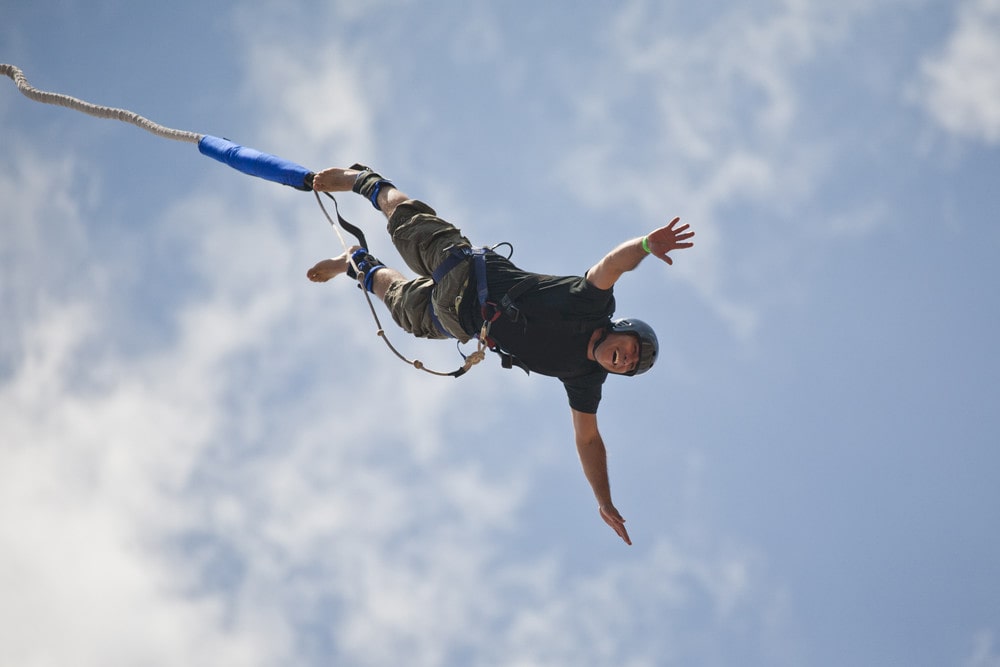 ain-dubai-bungee-jumping