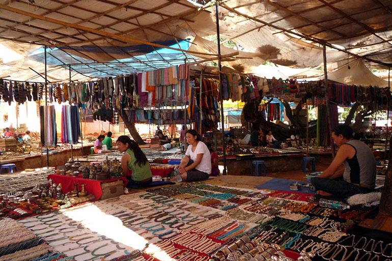 tibetan-market-baga-road