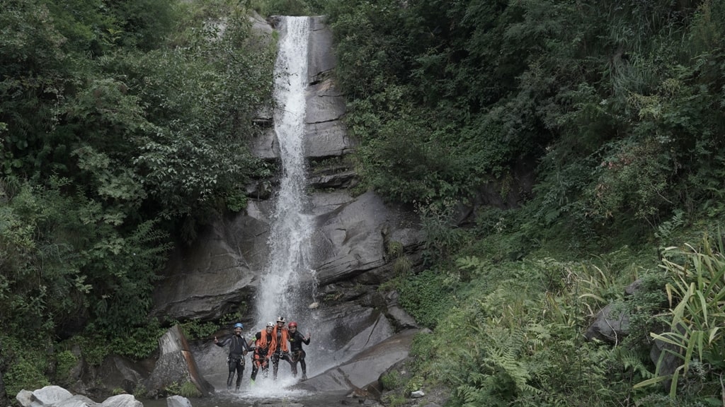 bangoru-waterfall