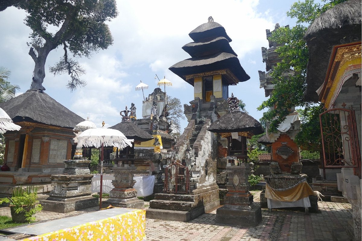pura-samuan-tiga-temple