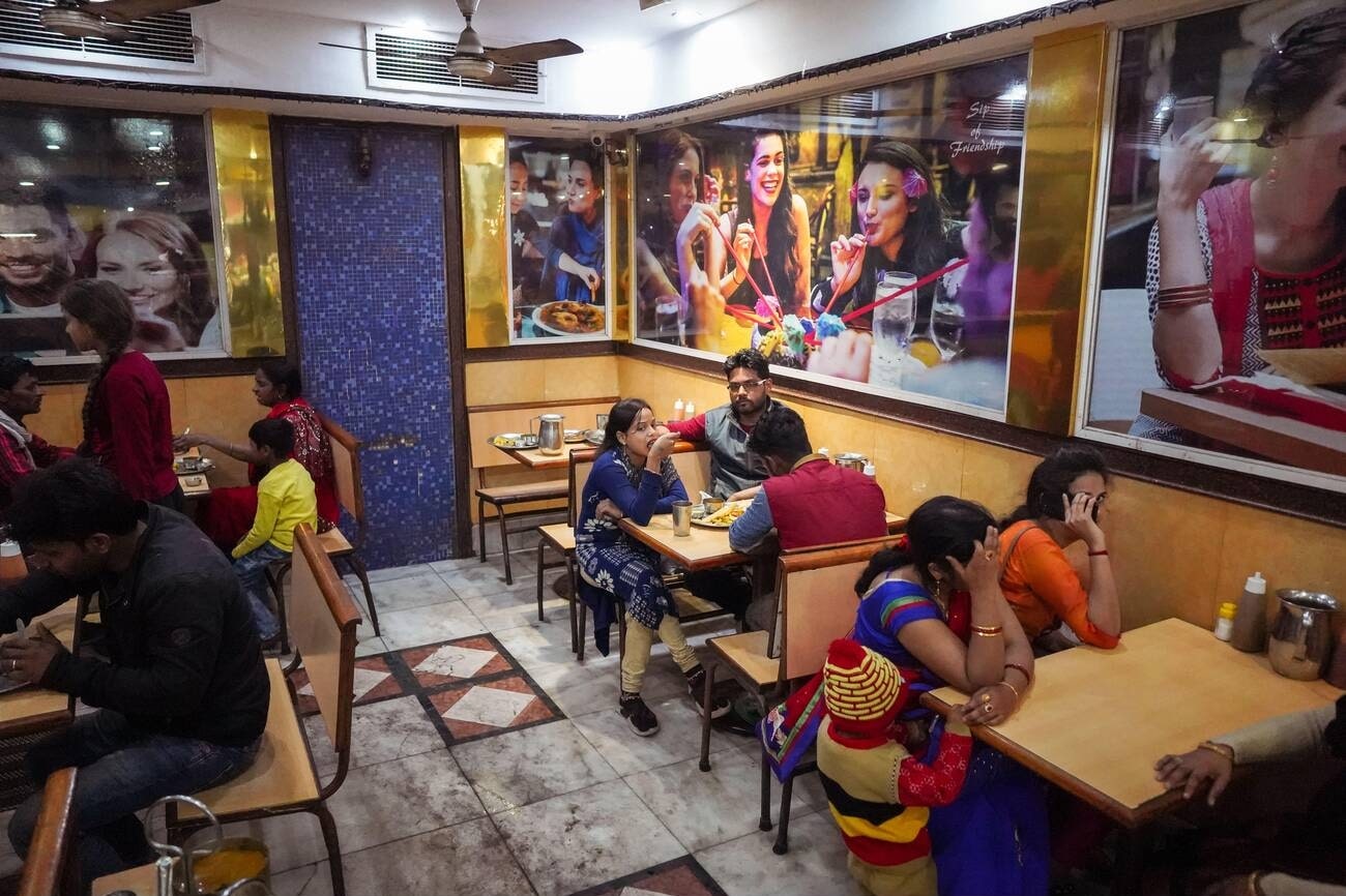 adhi-bhagavan-restaurant-min