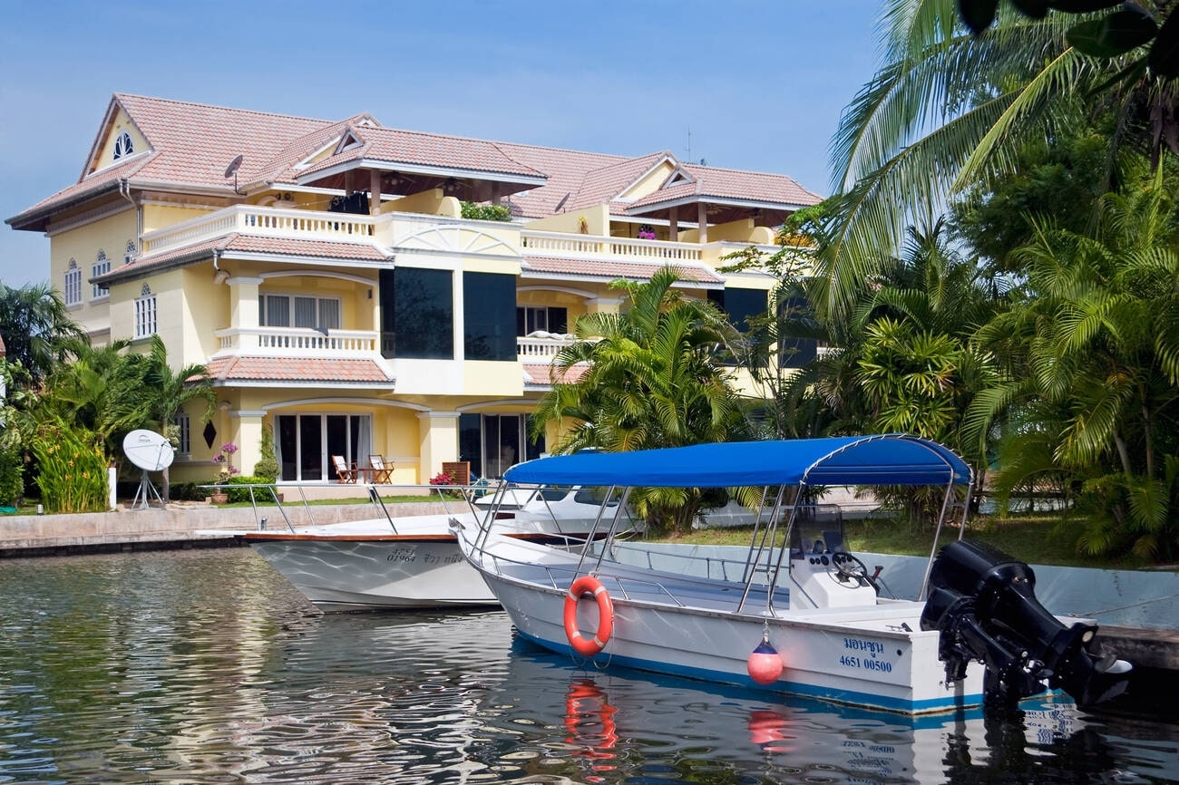 boat-lagoon-resort-phuket-min