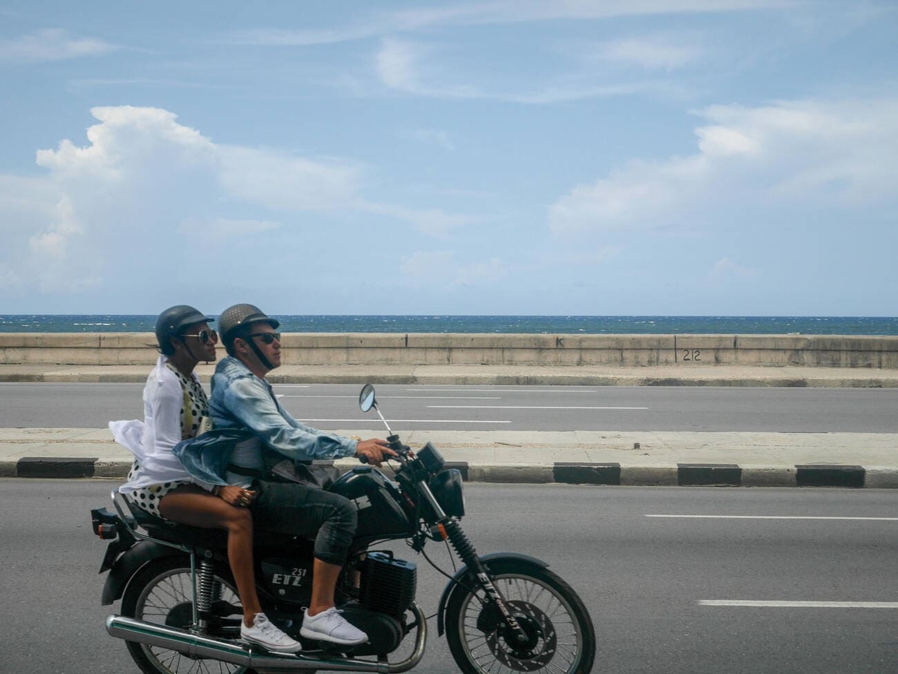 go-local-go-mopeds