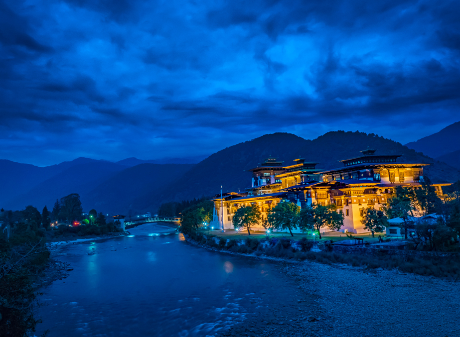 how-and-when-to-visit-paro-valley
