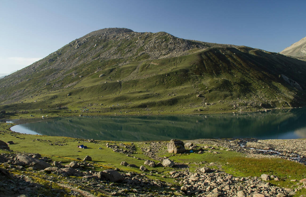 How to reach Kashmir great lakes trek