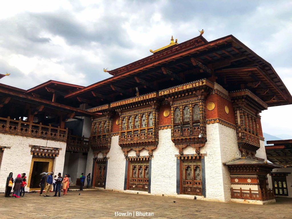 inside-the-sacred-halls-of-tashichho-dzong