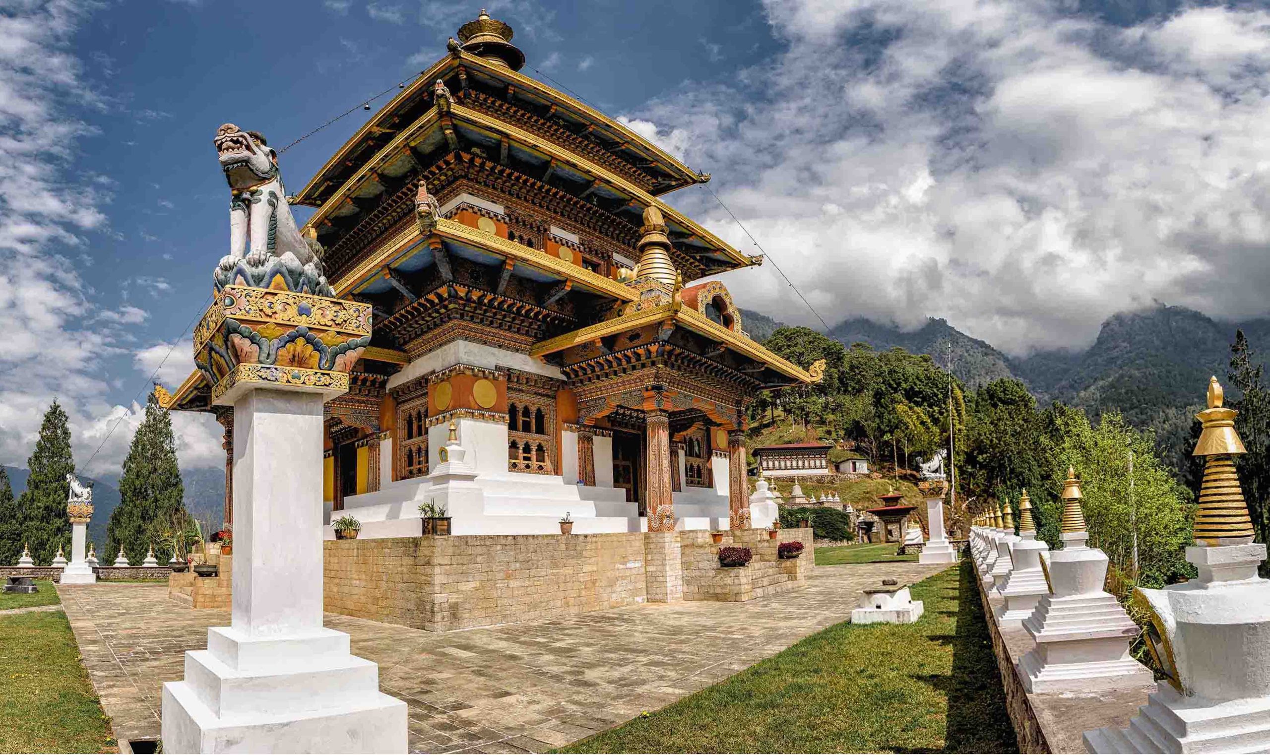 architecture-of-khamsum-yulley-namgyal-chorten