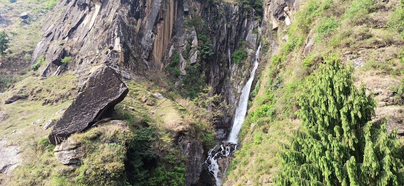 baror-parsha-waterfall