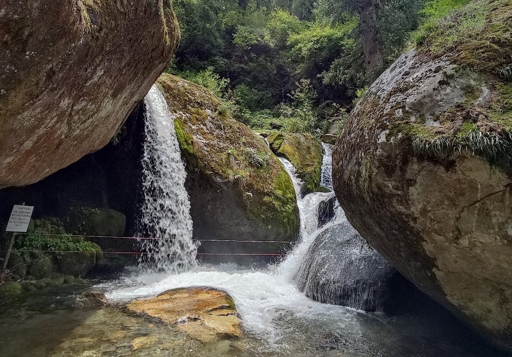knoi-waterfall
