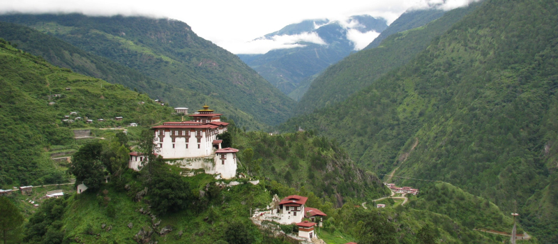lhuentse-dzong