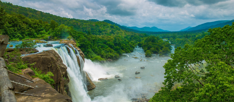athirappilly-waterfalls