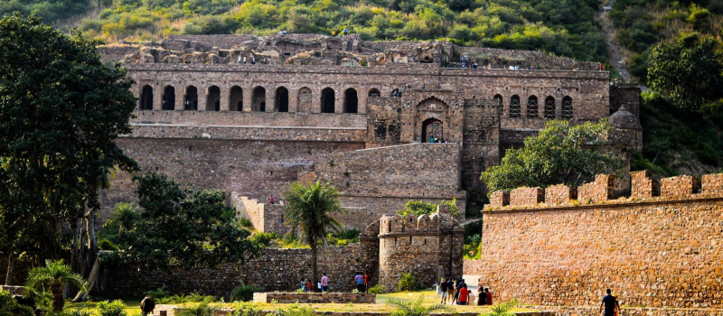 bhangarh-forts-in-rajasthan