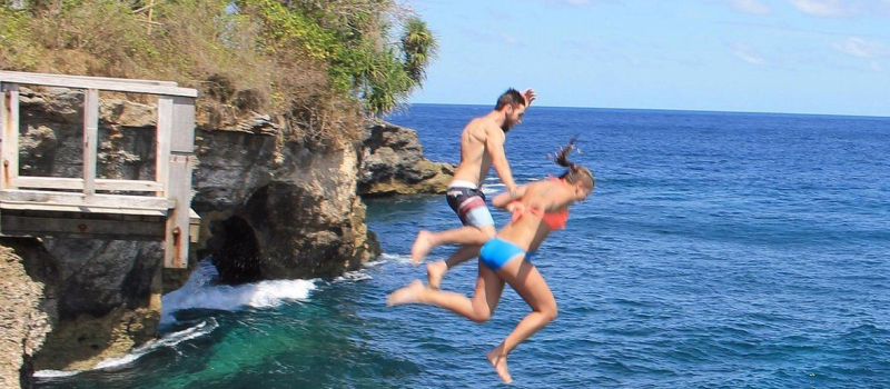 cliff-jumping-in-bali