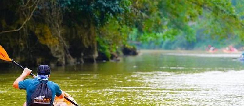 ba-be-lake-kayaking-in-vietnam