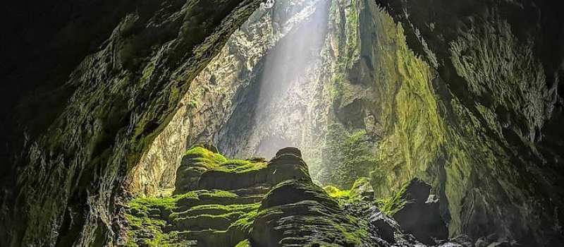 son-doong-cave-places-for-trekking-in-vietnam