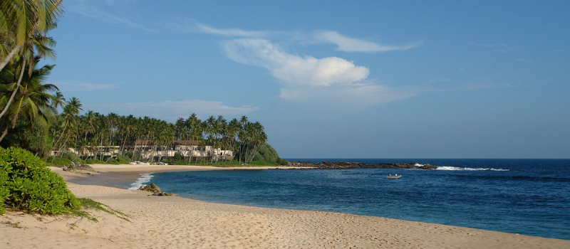 tangalle-beach-in-srilanka