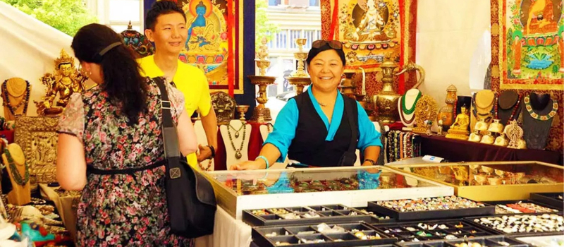 dalai-lama-charitable-trust-handicraft-emporium-place-for-shopping