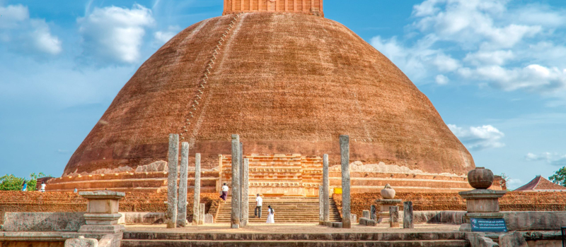 Jetavanaramaya-temples-in-sri-lanka