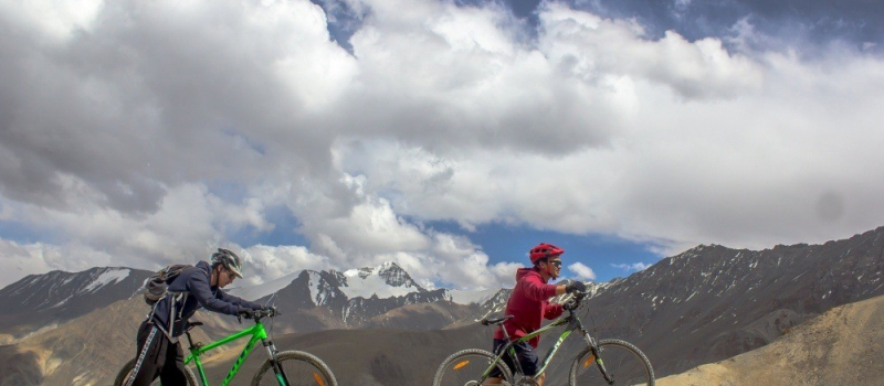 Mountain-Biking-in-Ladakh