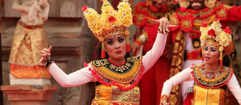 participate-in-denpasar-festival-in-bali