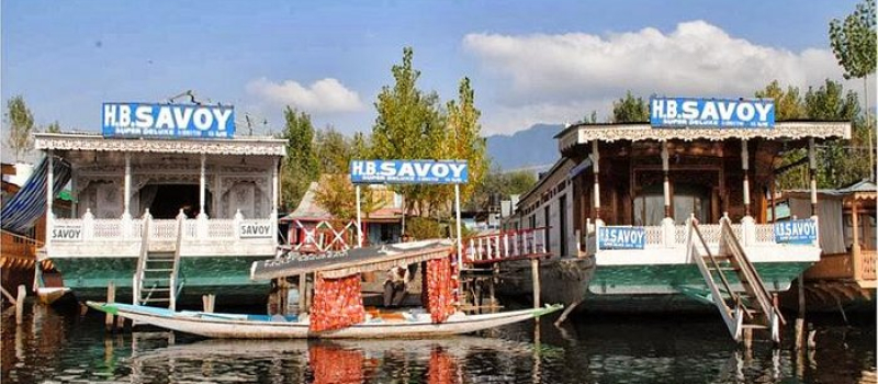 savoy-group-of-houseboats-in-kashmir