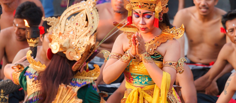 traditional-balinese-dance-mask-parades-in-sanur