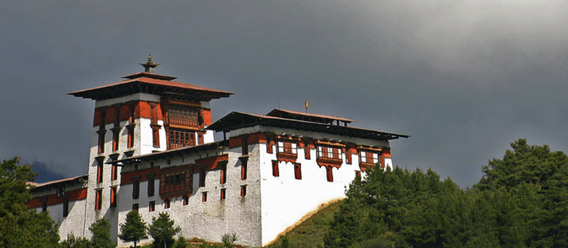 jakar-dzong-temple-in-bhutan